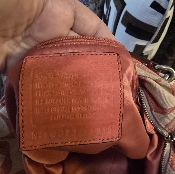 Coach Coral/Salmon Signature Pattern Bag - Rehab Project - Picture 6 of 10